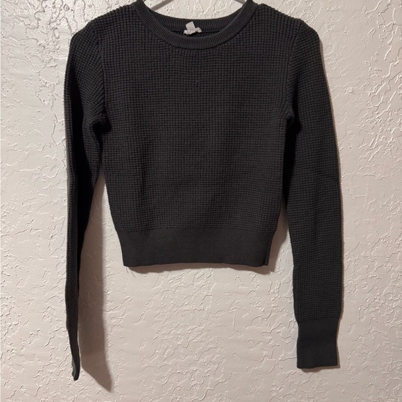 Garage Cropped Long-sleeve Waffle Knit Sweater - Picture 1 of 3